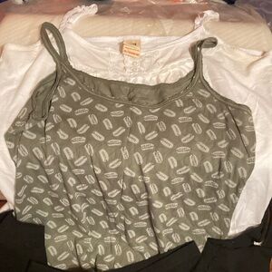 T-shirt and pans that could go with the T-shirts